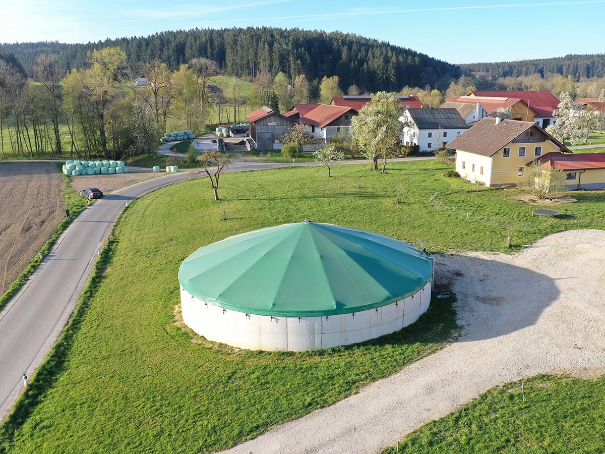 Agrotel-Biogas-Behälterabdeckung-Freitragendes-Kuppeldach-(7)