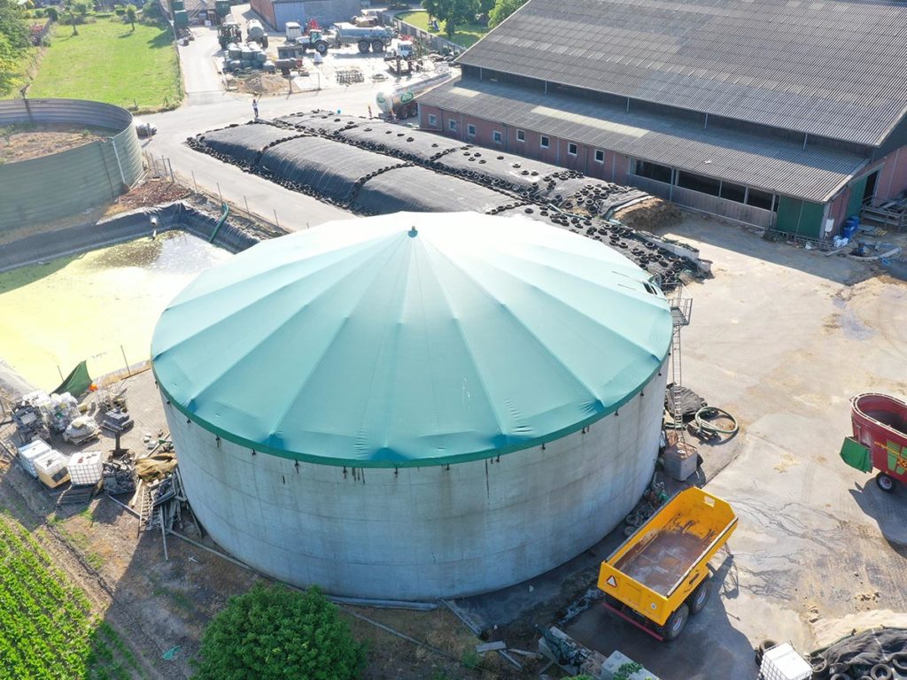 Agrotel-Biogas-Behälterabdeckung-Freitragendes-Kuppeldach-(2)