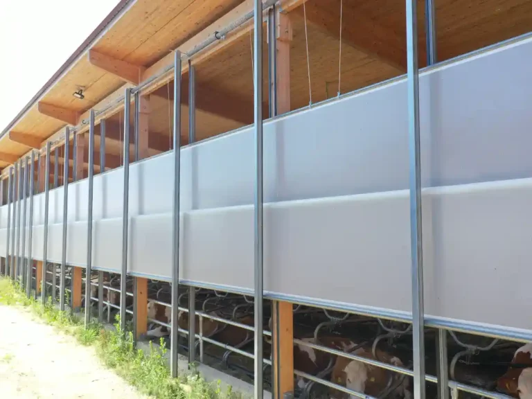 AGROTEL Windschutzsystem WSS5 zur Belüftung und Beschattung für moderne Milchviehhaltung