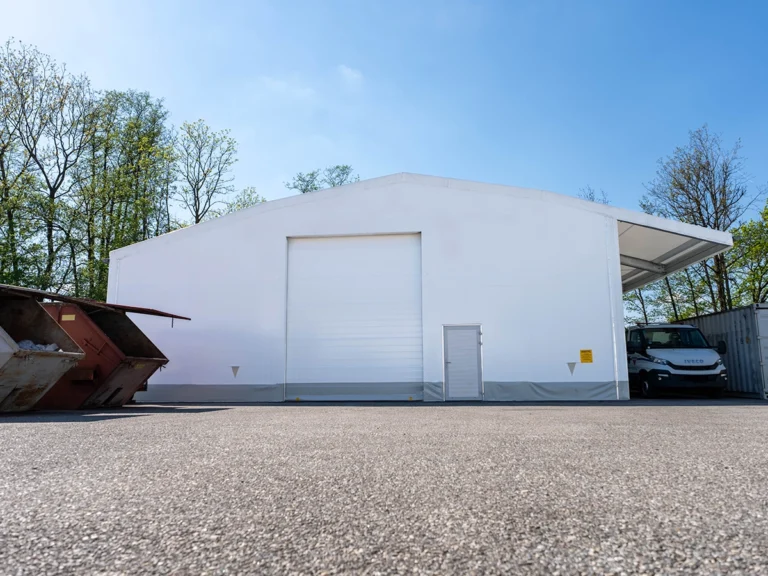 AGROTEL Satteldachhalle als Lagerhalle für KFZ Betrieb