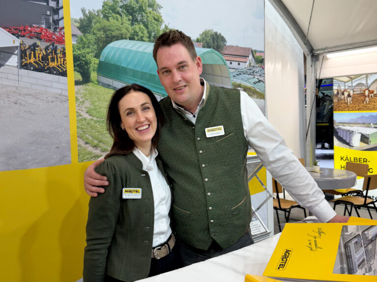 Annette Zwicklbauer und Stefan Bawey standen den Besuchern mit Rat und Tat zur Seite.