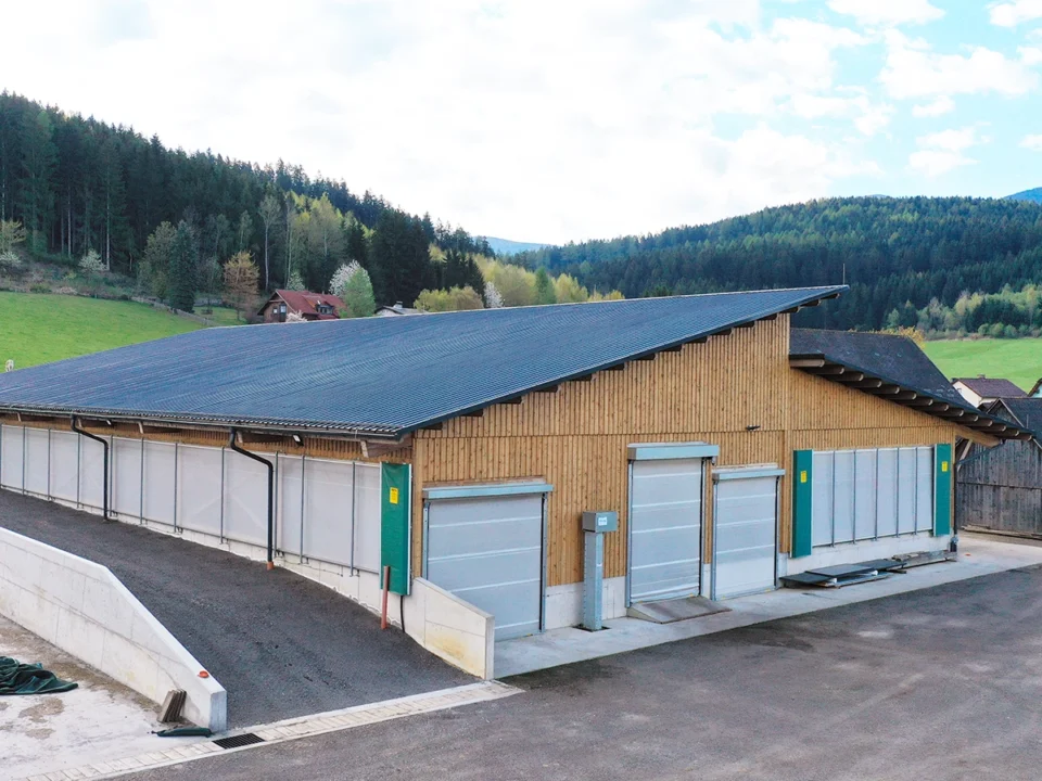 AGROTEL Curtains im modernen Stallbau Milchvieh für mehr Tierwohl und Frischluft