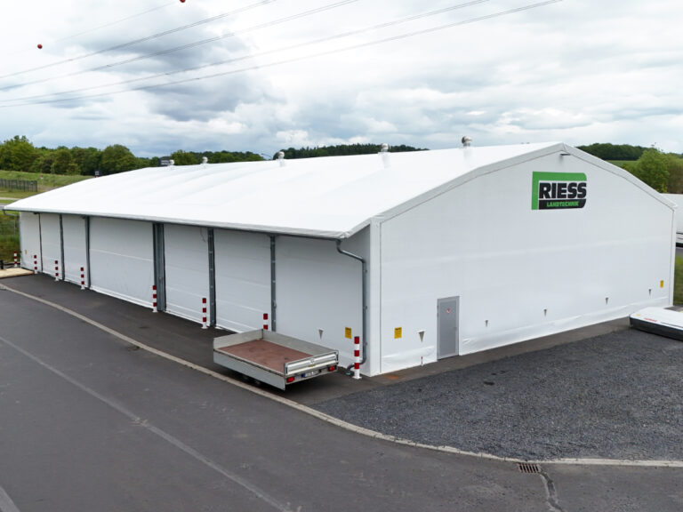 Textile AGROTEL Systemhalle als Lagerhalle für Industrieunternehmen